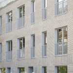 Klinkerio plytų pjovimas – projektas Vilniaus Žvėryne